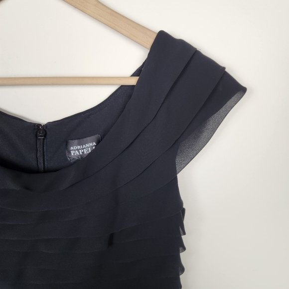 Adrianna Papell Black Ruffled Short Sleeve Zip Back Sheath Cocktail Dress Sz 10 - Picture 4 of 11